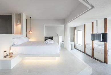Junior Suite with Outdoor Plunge Pool and Sea View