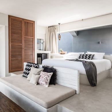 Junior Suite with Outdoor Plunge Pool and Sea View