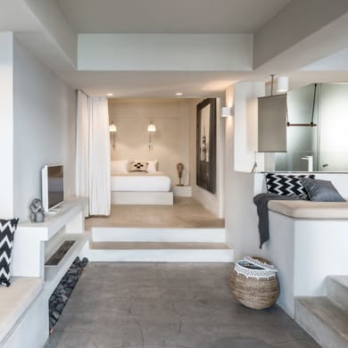 Royal Suite with Indoor or Outdoor Plunge Pool and Caldera View