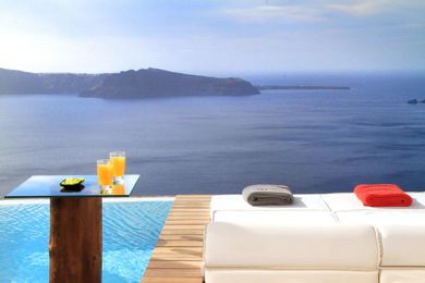 Superior Pool Suite with Caldera View