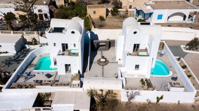 White Harmony Suites Santorini - Image 3