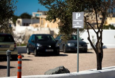 White Harmony Suites Santorini - Image 5