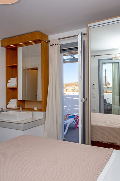 Whisper Villa Mykonos - Image 4