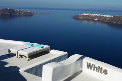 White Santorini - Image 2