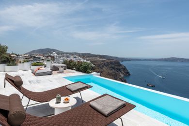 Mare Villa with Private Infinity Pool