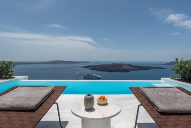 Mare Villa with Private Infinity Pool