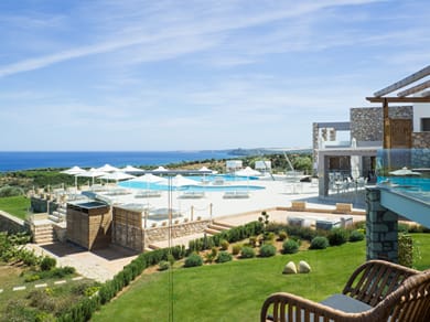 White Donkey Hotel - Image 3