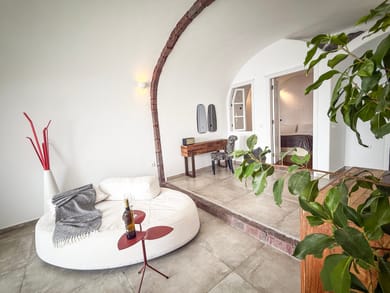 Aurora Grace Villa With Indoor Plunge  Pool & Caldera View