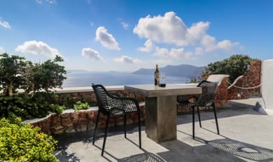 Aurora Grace Villa With Indoor Plunge  Pool & Caldera View
