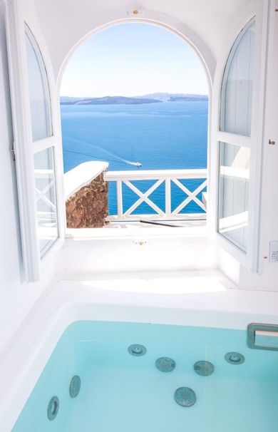 Cozy Nest Villa With Indoor Jacuzzi & Caldera View