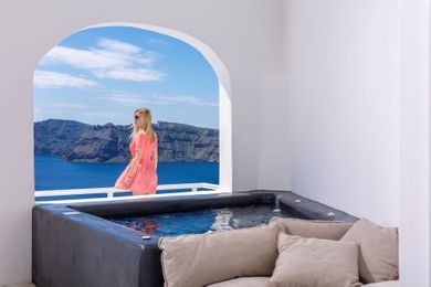 White Pearl Villas Oia - Image 6
