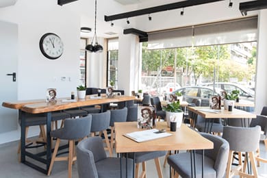 White Luxury Rooms - Image 5