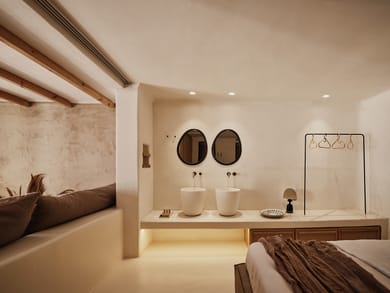 Unique Two Bedroom Suite Sea View