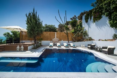 Artemis Villa
