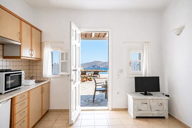 Yakinthos Residence - Image 4