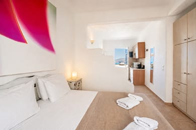 Yakinthos Residence - Image 3