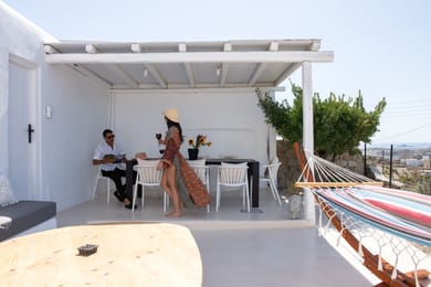 Yalos Mykonos 4 Bedroom Luxury Home Ornos - Image 4