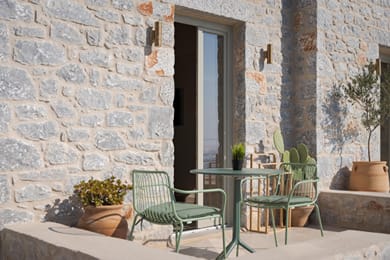 Yerma Suites Limeni - Image 7