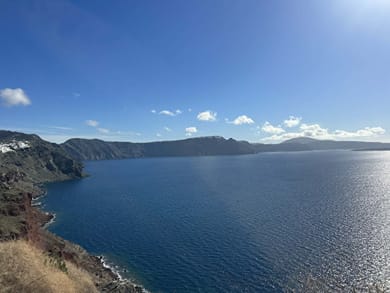 You and Me Suites Oia - Image 5