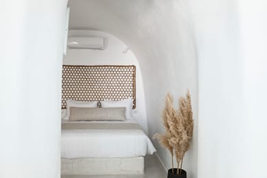 You and Me Suites Oia - Image 4