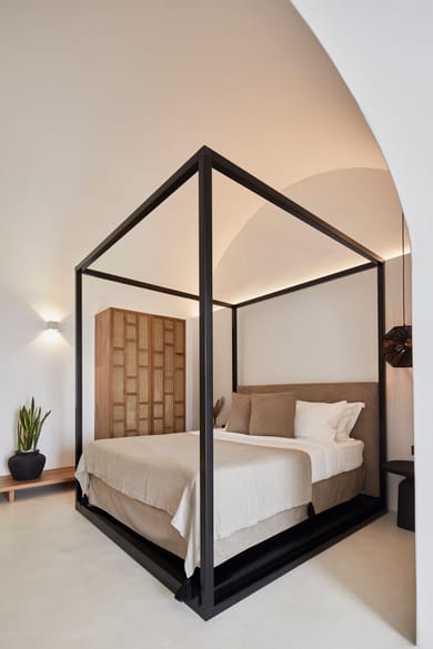 Deluxe Suite with Outdoor Heated Plunge Pool