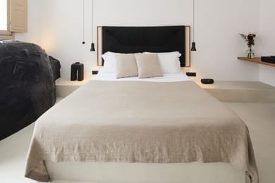 Honeymoon Suite with Outdoor Heated Plunge Pool