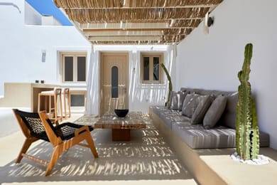 Honeymoon Suite with Outdoor Heated Plunge Pool