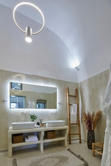 Premium Cave Suite with Outdoor Plunge Pool