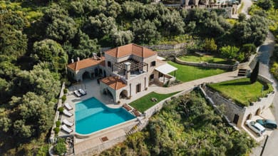Your Villa - Image 2