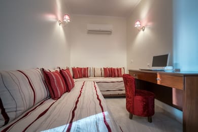 Premium Suite