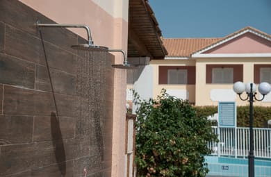 Zefyros Eco Hotel - Image 2