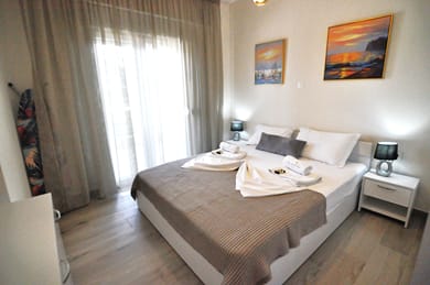 Zennova Sithonia - Image 4