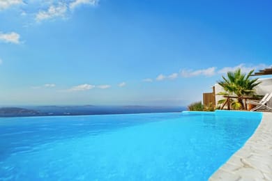 7 Bedroom | Kings and Queens Villa