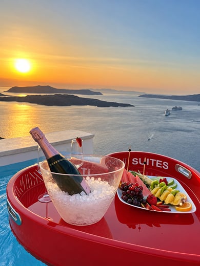 Early Booking 2027 – Floating Sunset Tray