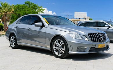Complimentary Airport Transfer!
