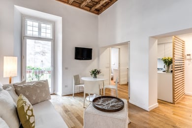 Deluxe Apartment annexed building with lift/elevator