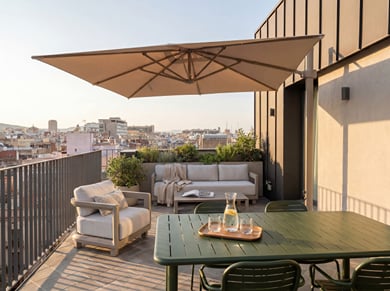 Barcelona, Worth Staying Longer