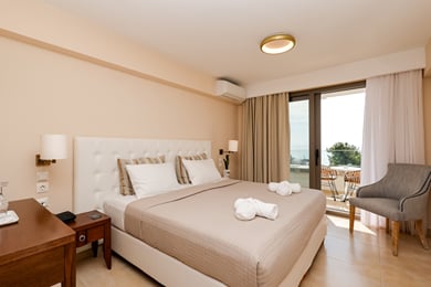Autumn Stay + Room Upgrade