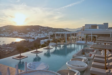 Book direct and Benefit Free Transfers & Member Discounts