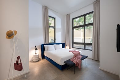 5 Nights, 12% Off