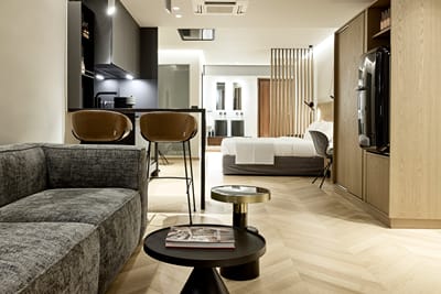 Cama Luxury Suites Kavouri