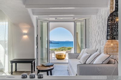 Cyano Suites