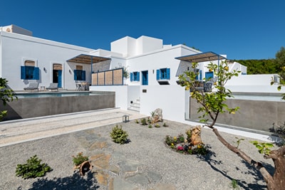Kalathos Square Luxury Suites