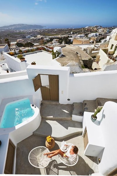 The Small Architect's Villa Santorini