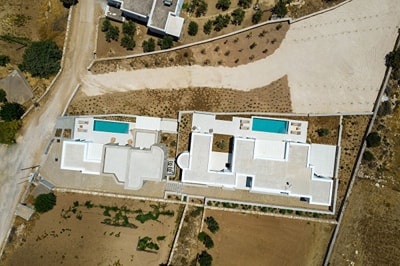 White & Rocks Paros