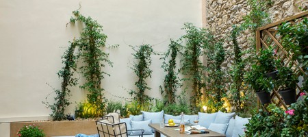 Courtyard Suite