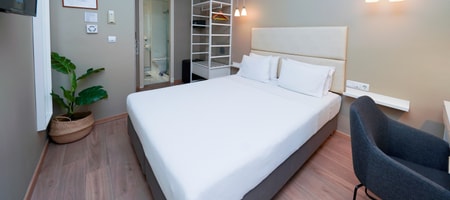 Double Room with Balcony & City View