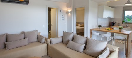 Junior Pool Suite