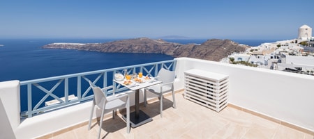 ELITE SUITE WITH OUTDOOR HOT TUB CALDERA VIEW