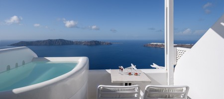 Heaven | Outdoor Jacuzzi Suite